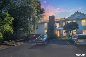 Building Photo - 1483 Keys Crossing Dr NE