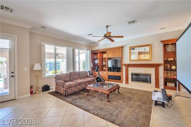 Building Photo - LUXURY HOME IN SEVEN HILLS