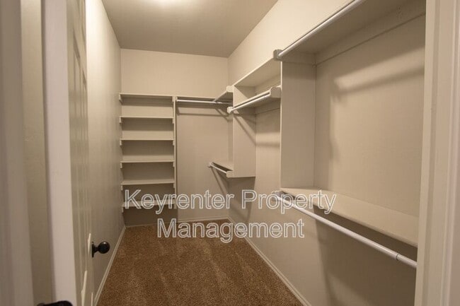 Building Photo - 1754 Eighty-Niner Ter