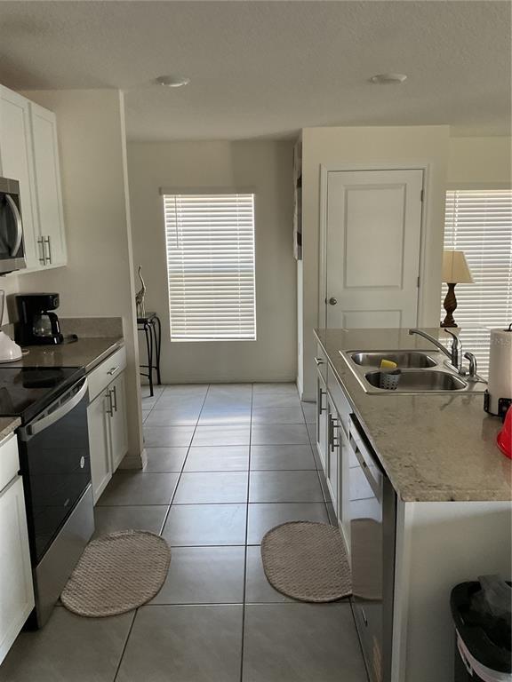 Building Photo - 5520 Flagstone Trl