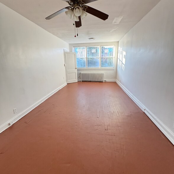 Building Photo - 441 Manor Pl NW