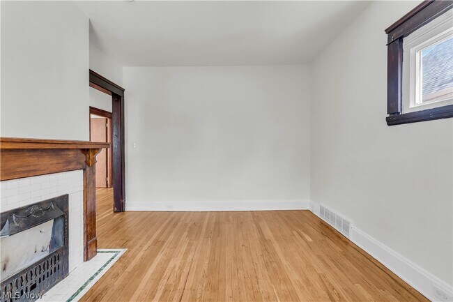 Building Photo - 8505 Jeffries Ave
