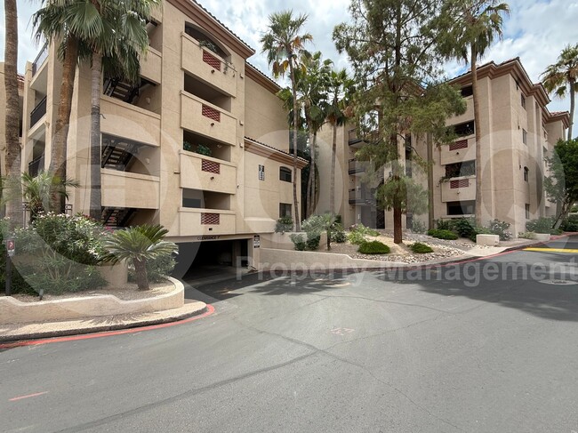 Primary Photo - 5104 N 32nd St