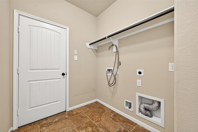 Building Photo - 7471 Durango Creek Dr