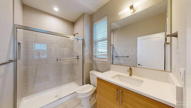 Building Photo - 16505 NW Liberty St