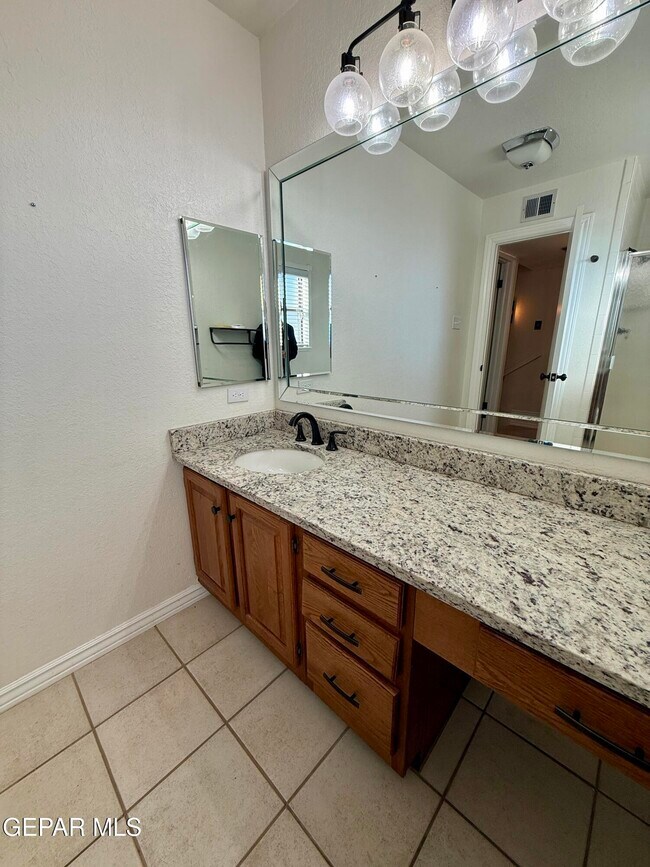 Building Photo - 763 Espada Dr