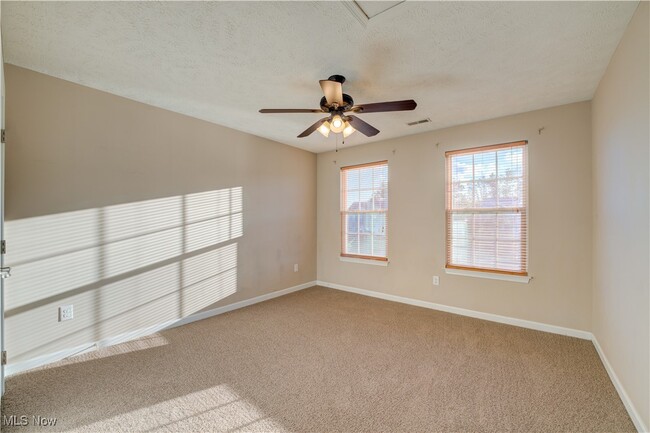 Building Photo - 2576 Covington Pl