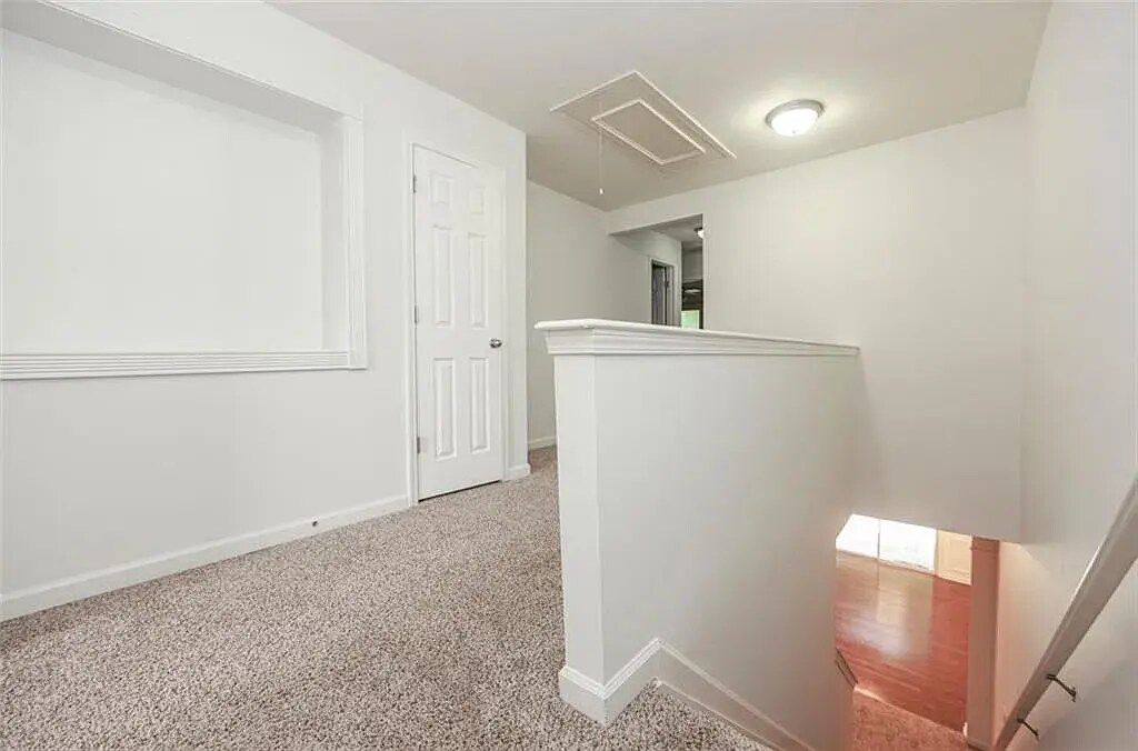 Upper Level - 5260 Sherwood Way