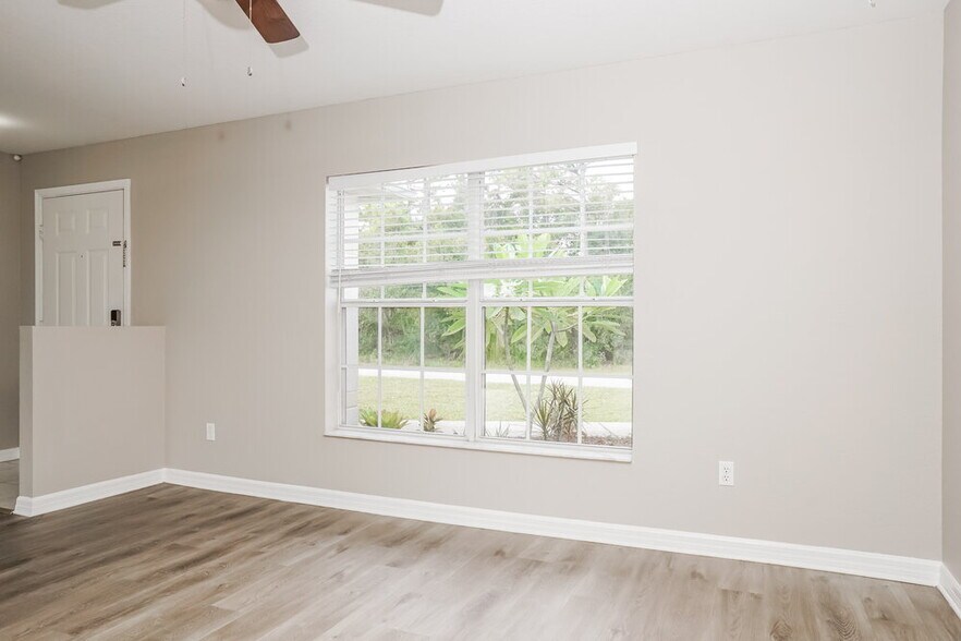 Building Photo - 2090 Switzerland Rd