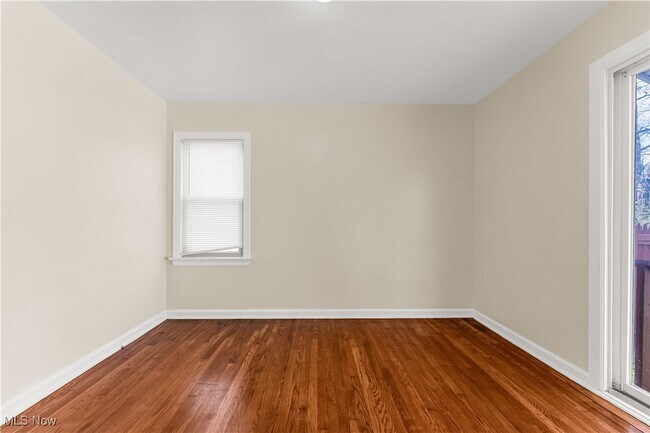 Building Photo - 21603 Hillgrove Ave