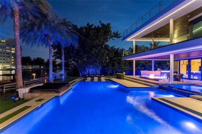 Building Photo - 528 Lakeview Ct