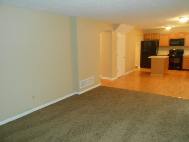 Building Photo - 6738 Warriner Way