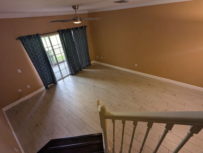 Building Photo - 2 Bedroom / 2.5 Bathroom Townhome – Magnolia Place