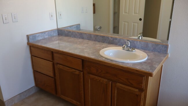 Building Photo - In ground Pool