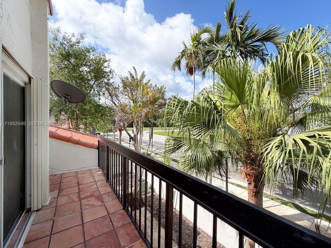 Building Photo - 7522 SW 109th Pl