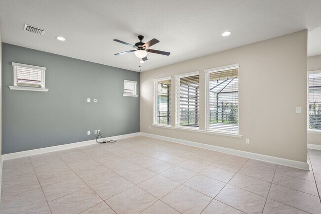 Building Photo - Trailmark Amazing Amenities Included