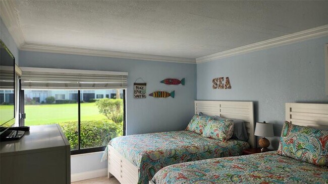 Building Photo - 2400 S Ocean Dr