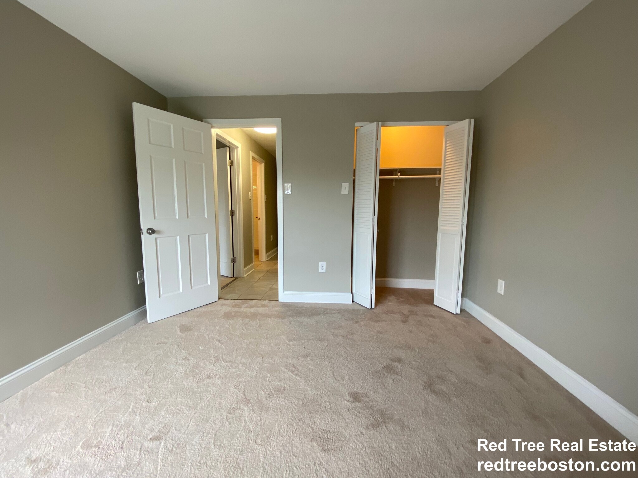 Building Photo - 1111 Beacon St