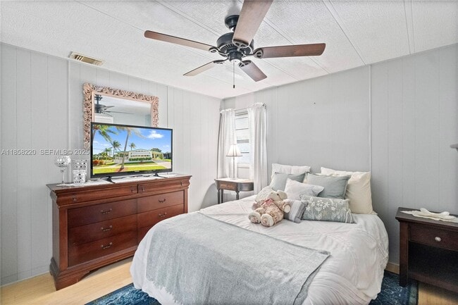 Building Photo - 202 NW 52nd St