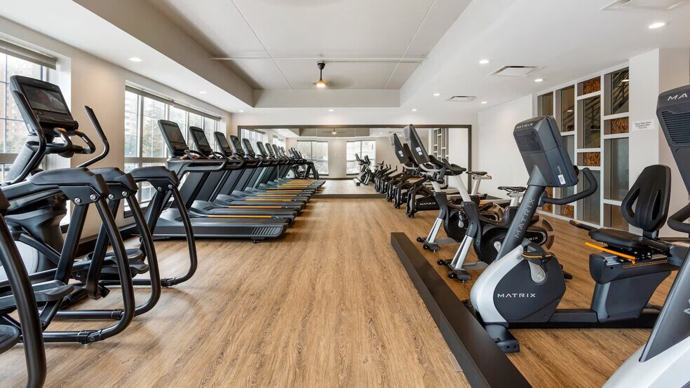 Building Photo - 444 Washington Blvd