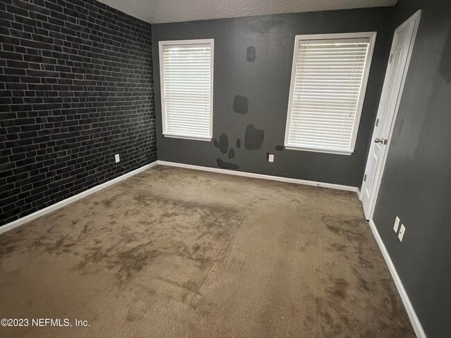 Building Photo - 12286 Black Walnut Ct