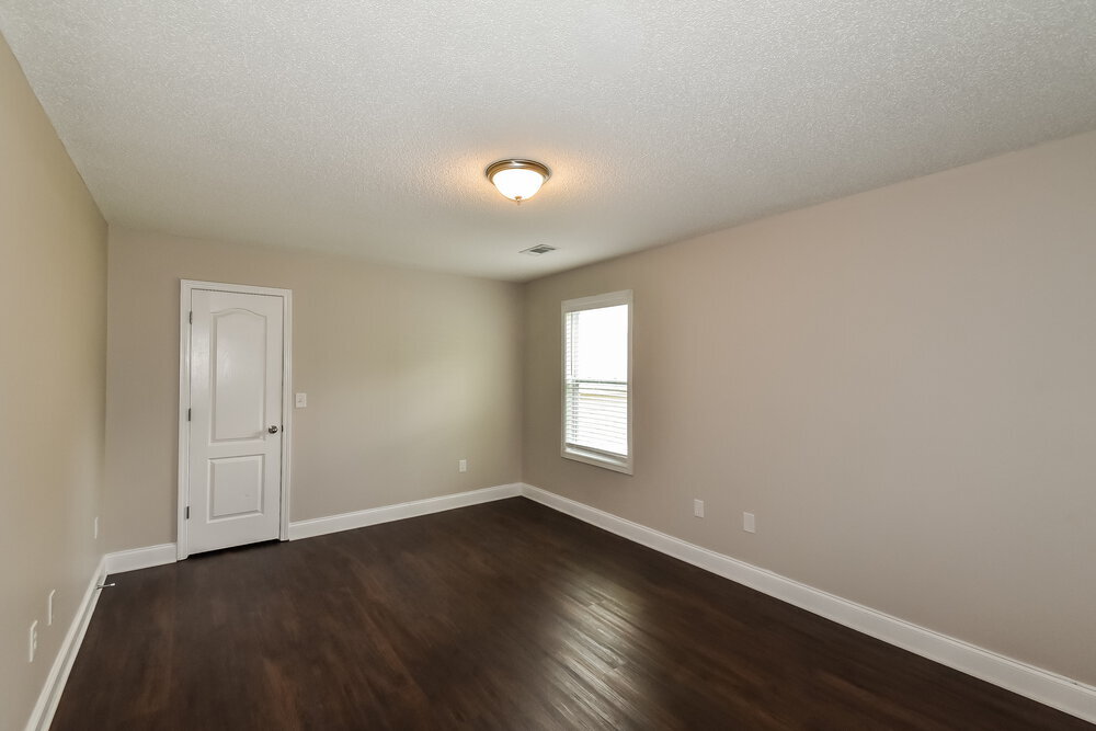 Building Photo - 709 Williamsburg Ct