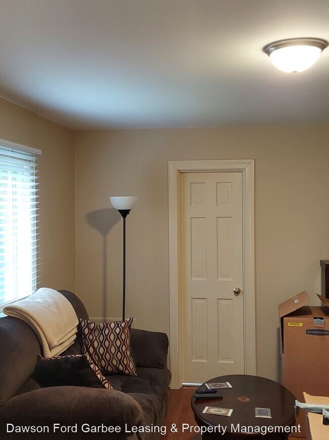 Building Photo - 4 br, 3.5 bath House - 2305 Heronhill Place