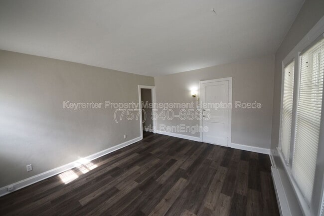 Building Photo - 101 Chesterfield Rd