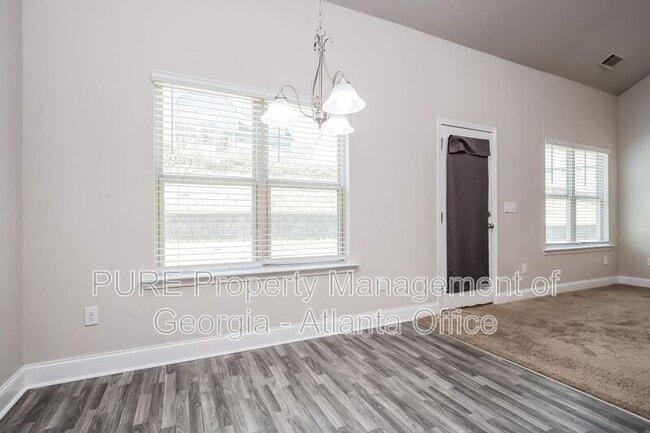 Building Photo - 155 Mandy Ln