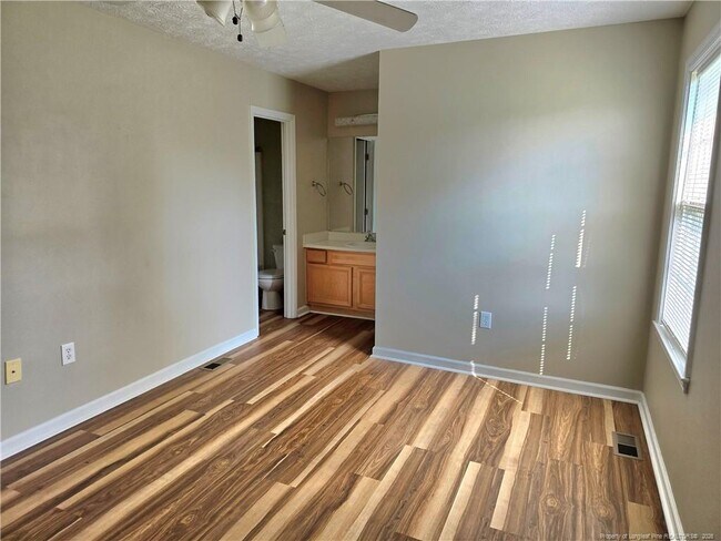 Building Photo - 108 Laura Ln