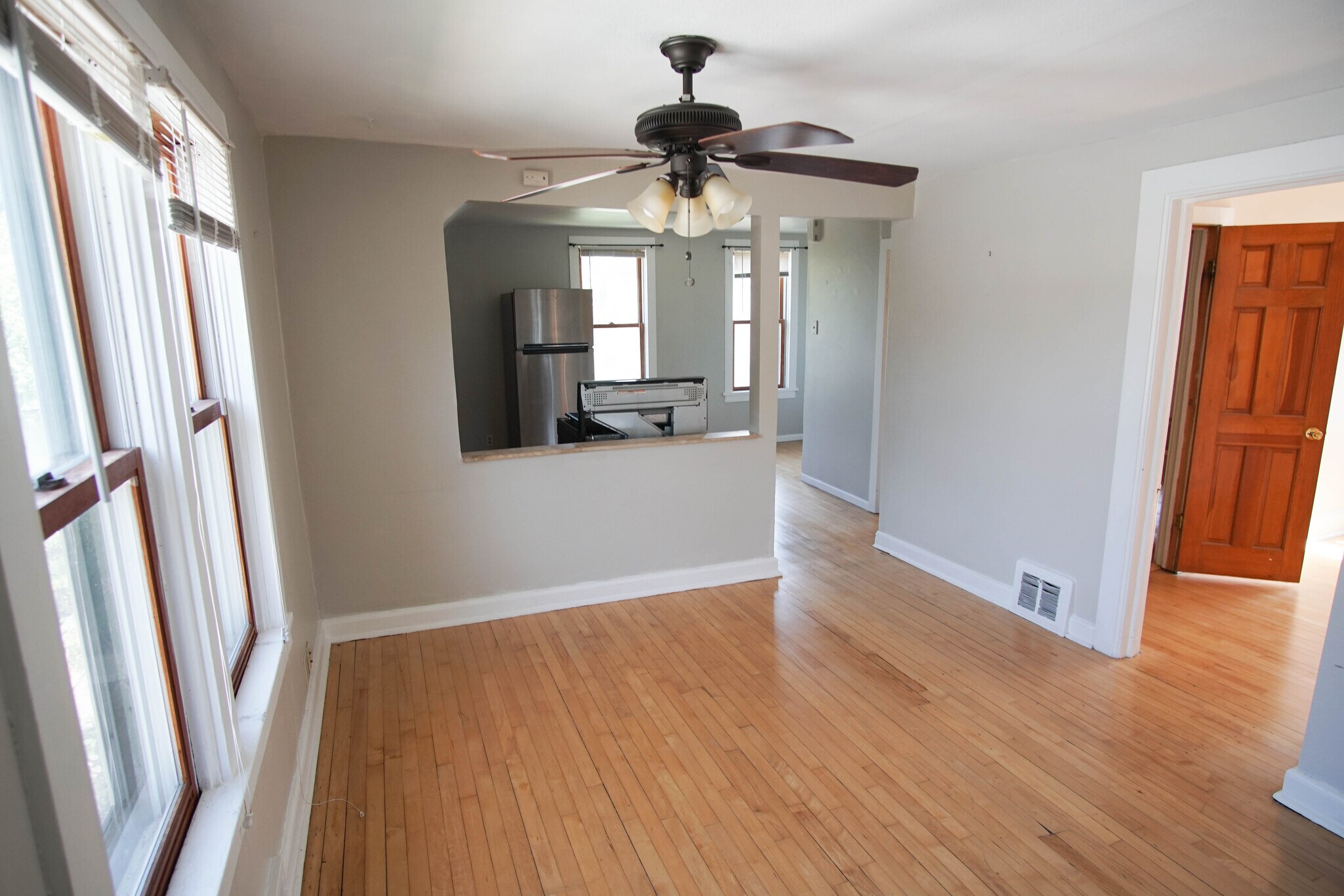 Building Photo - 3248 S Delaware Ave