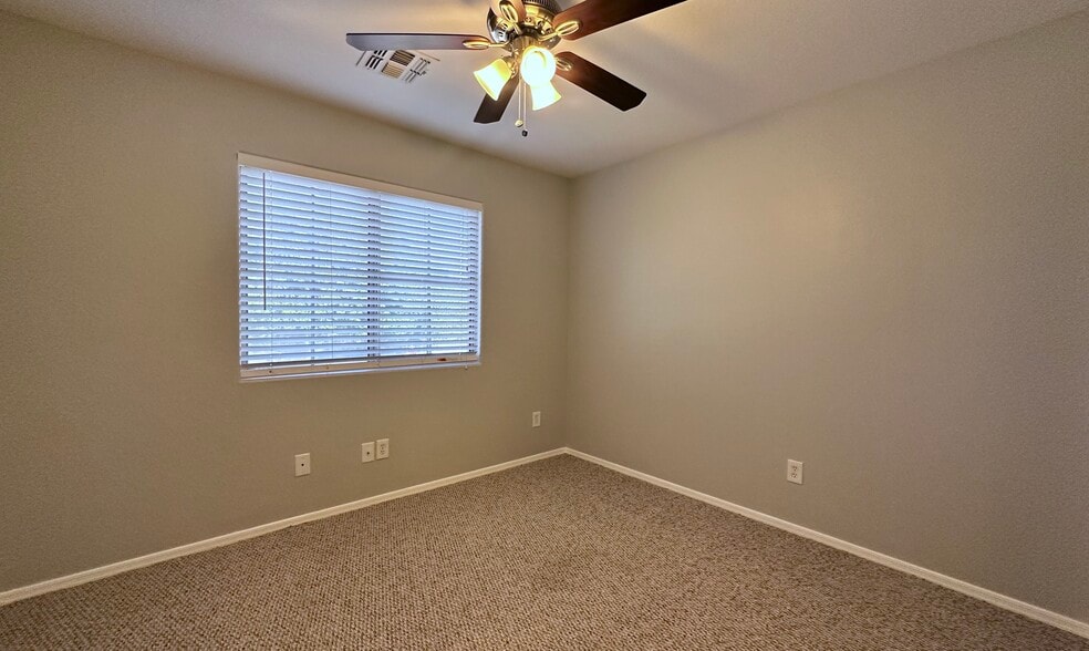 Building Photo - 6757 W Firebird Dr