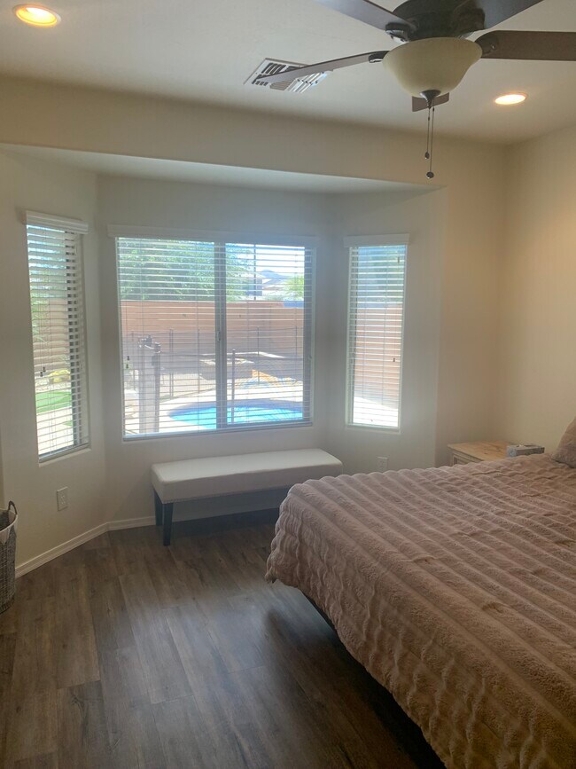 Building Photo - 21605 N 261st Ave