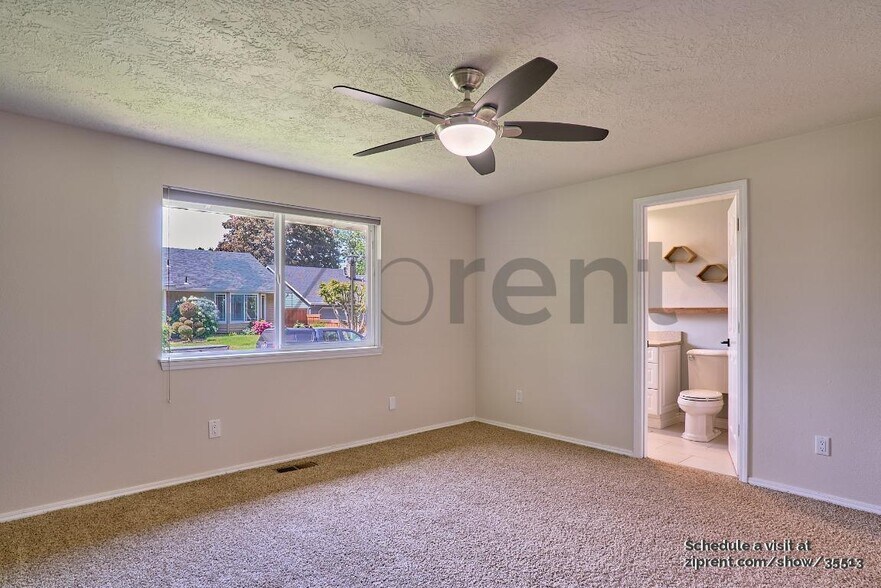 Building Photo - 17465 NW Carl Ct