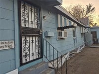 Building Photo - 1526 Spain St