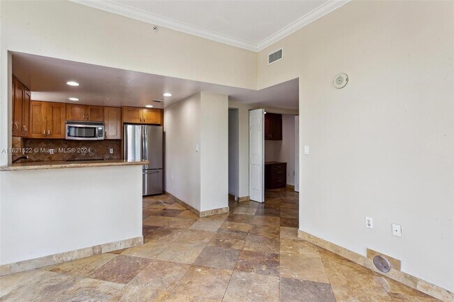 Building Photo - 1745 E Hallandale Beach Blvd