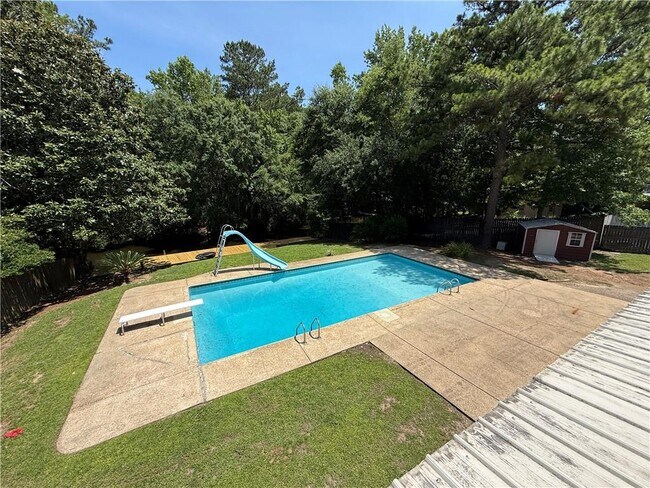 Building Photo - 3512 Shadowwood Ct