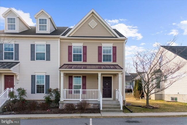 Building Photo - 105 N Yeingst Dr