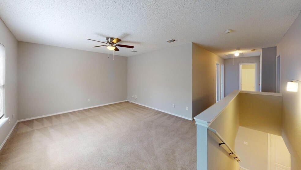 Building Photo - 7900 Bramble Bush Dr