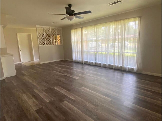 Building Photo - 3505 46th St