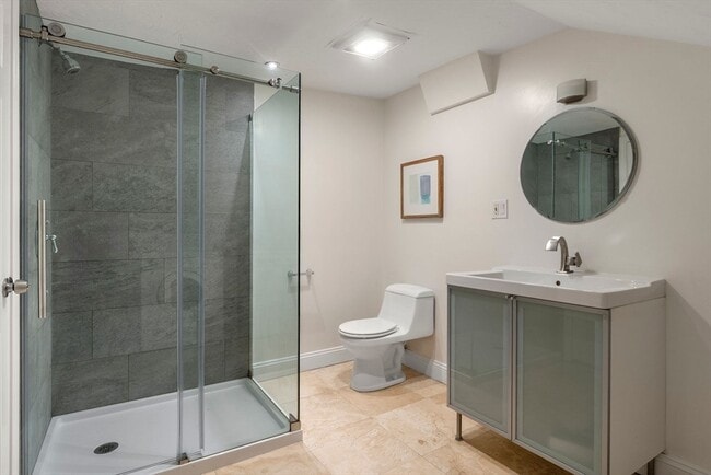 Building Photo - 178 Hyde Park Ave