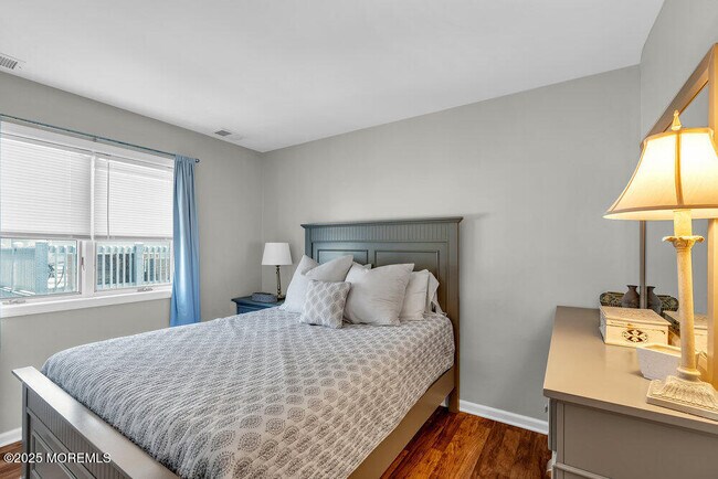 Building Photo - 62-64 Sherman Ave