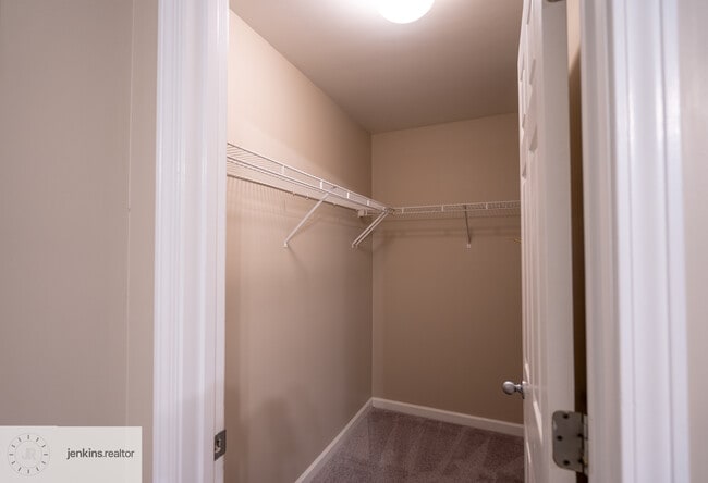 Building Photo - 1188 Ira St SW