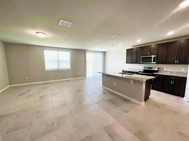 Building Photo - 1292 Oak Vly Dr