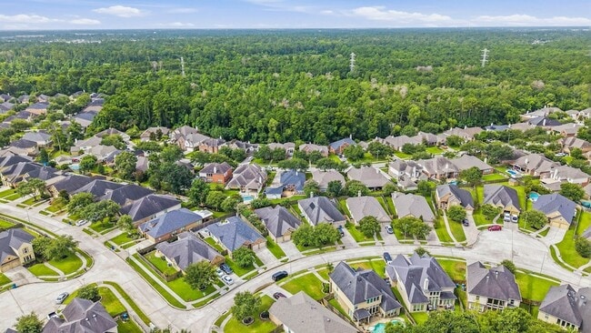 Building Photo - 27730 Geneva Hills Ln
