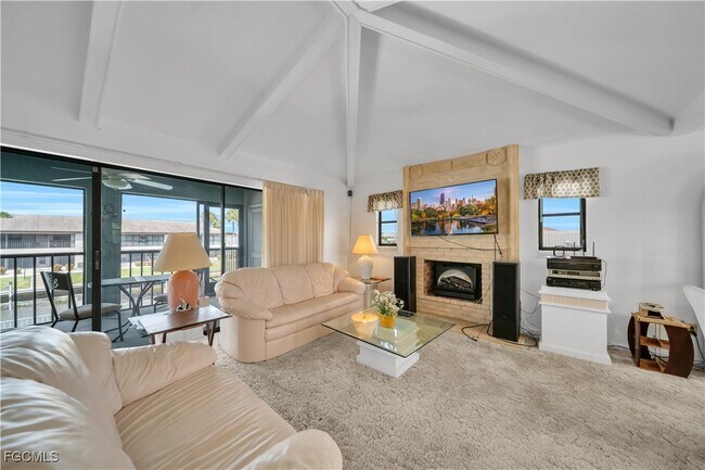 Building Photo - 1011 SE 40th St