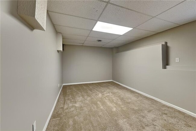 Building Photo - 43 Apple Jack Dr