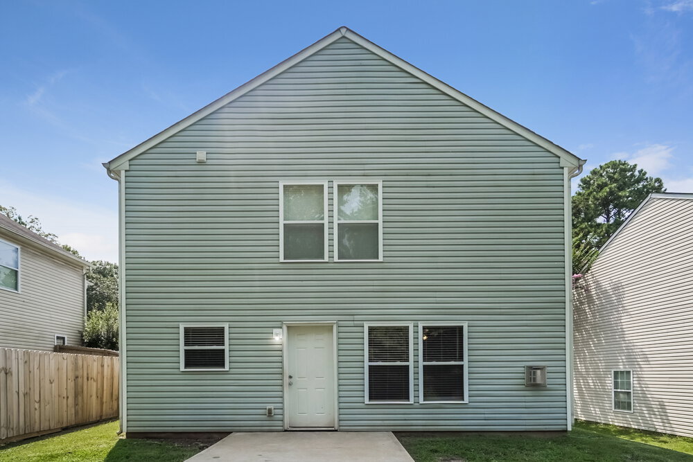 Building Photo - 8804 Old Potters Rd