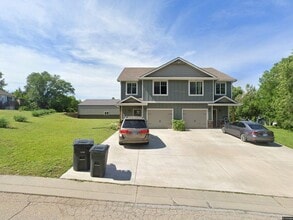 Building Photo - 506/508 Elm