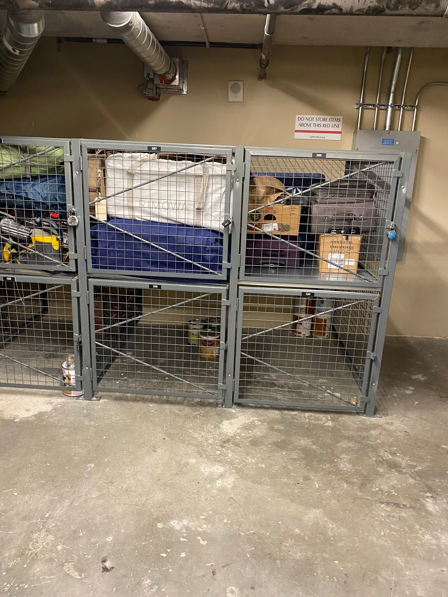 Storage locker - 425 1st